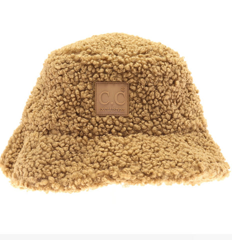 CC SHERPA BUCKET HAT W RUBBER PATCH-TAUPE