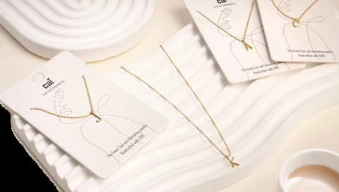 NECKLACE-INITIAL GOLD MINI LETTER