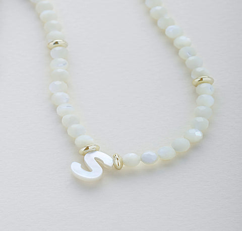 NECKLACE-INITIAL IVORY PERAL STONE