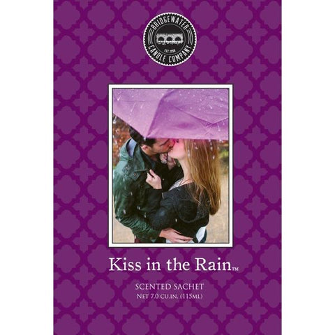 SACHETS KISS IN THE RAIN