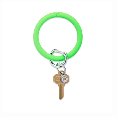 BIG O KEY RING-SILICONE-IN THE GRASS
